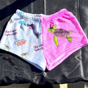 Penelope wildberry NEW fuzzy lounge shorts 10/12. 100% polyester material.